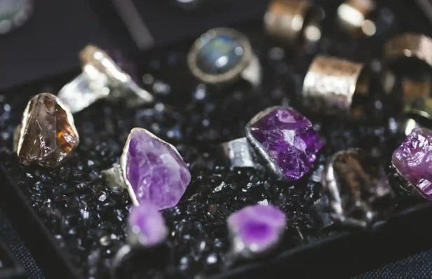 Einzigartige Edelsteine, die Sie für Ihren Schmuck in Betracht ziehen sollten